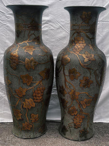 Cặp Bình Phong Thủy (Feng Shui Vases)